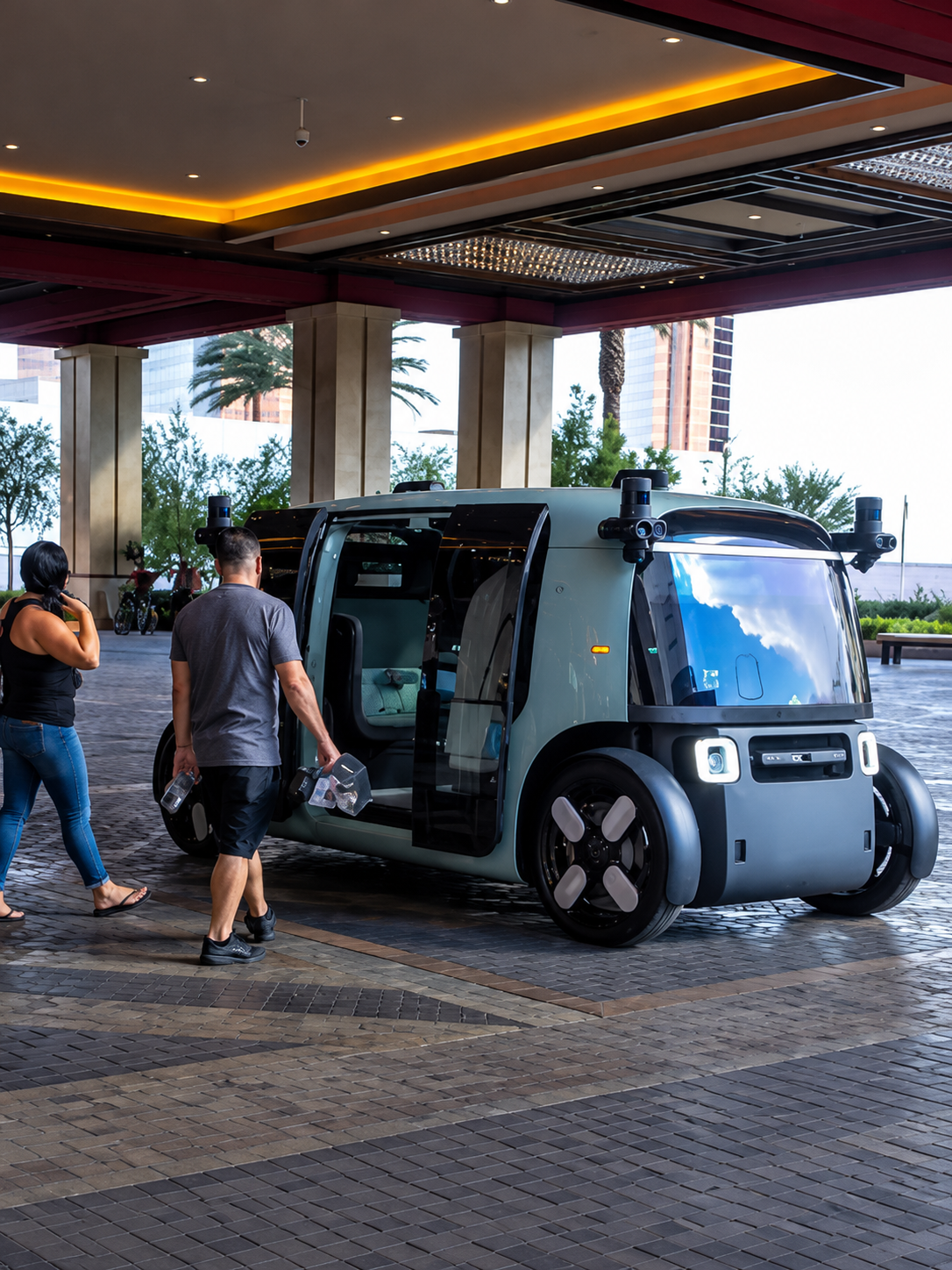Amazon%E2%80%99s+Zoox+Wins+U.S.+Approval+to+Launch+Paid+Robotaxi+Rides+Without+Steering+Wheels