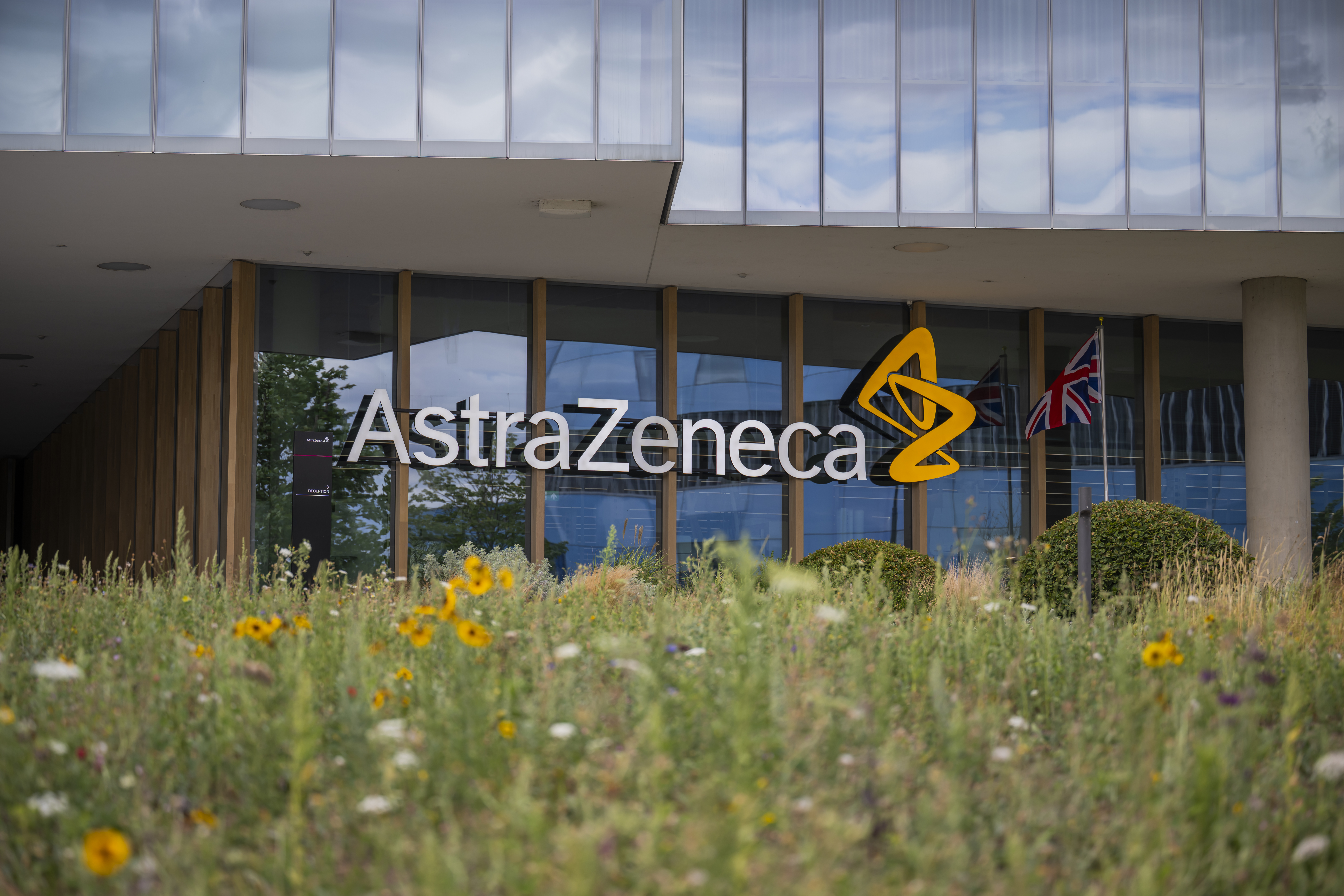 AstraZeneca Explores Potential $400 Billion Merger With Bristol Myers Squibb, Report Says