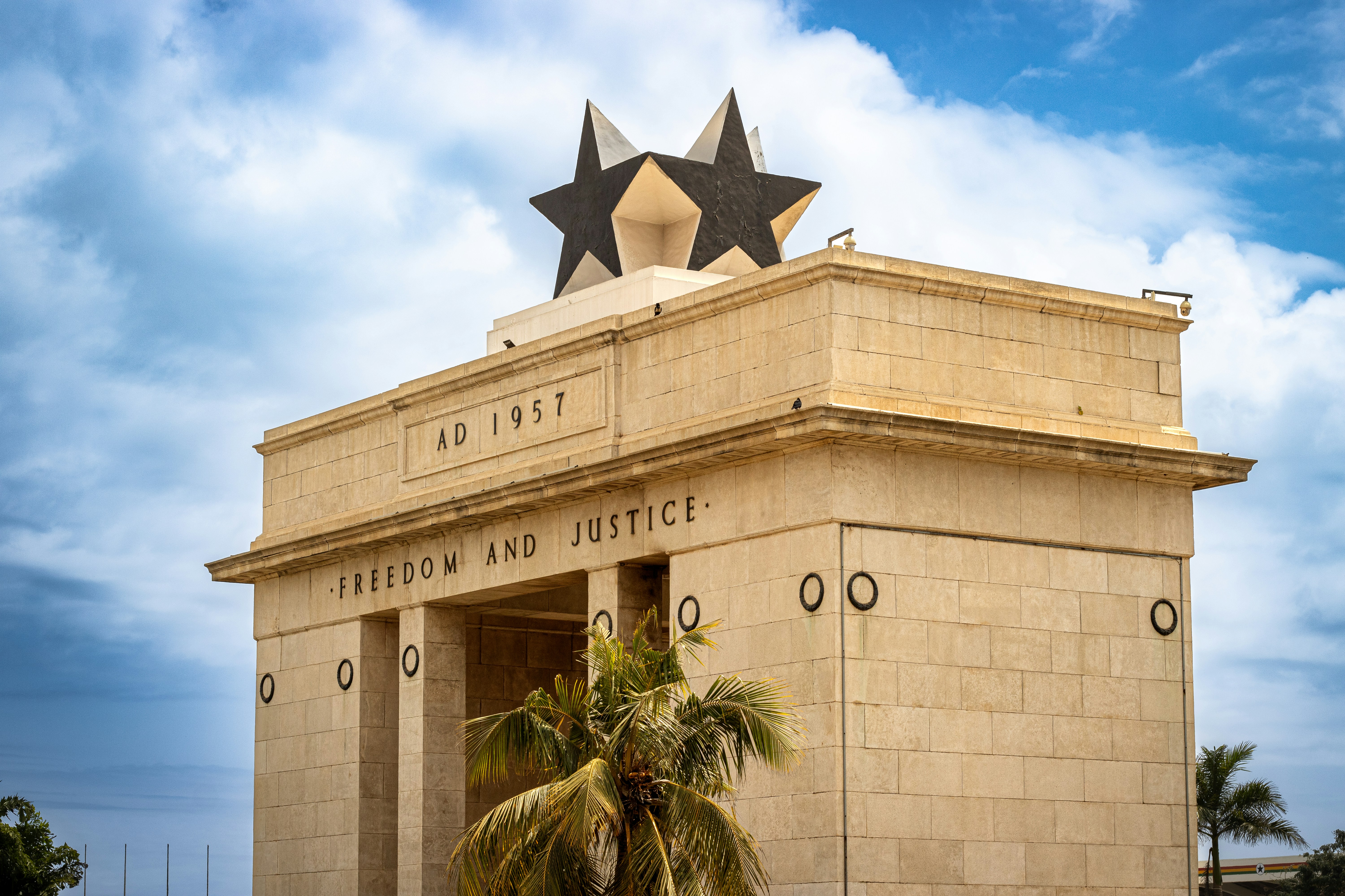 Ghana Economy Grows at Fastest Pace Since 2019, World Bank Urges Job Creating Reforms