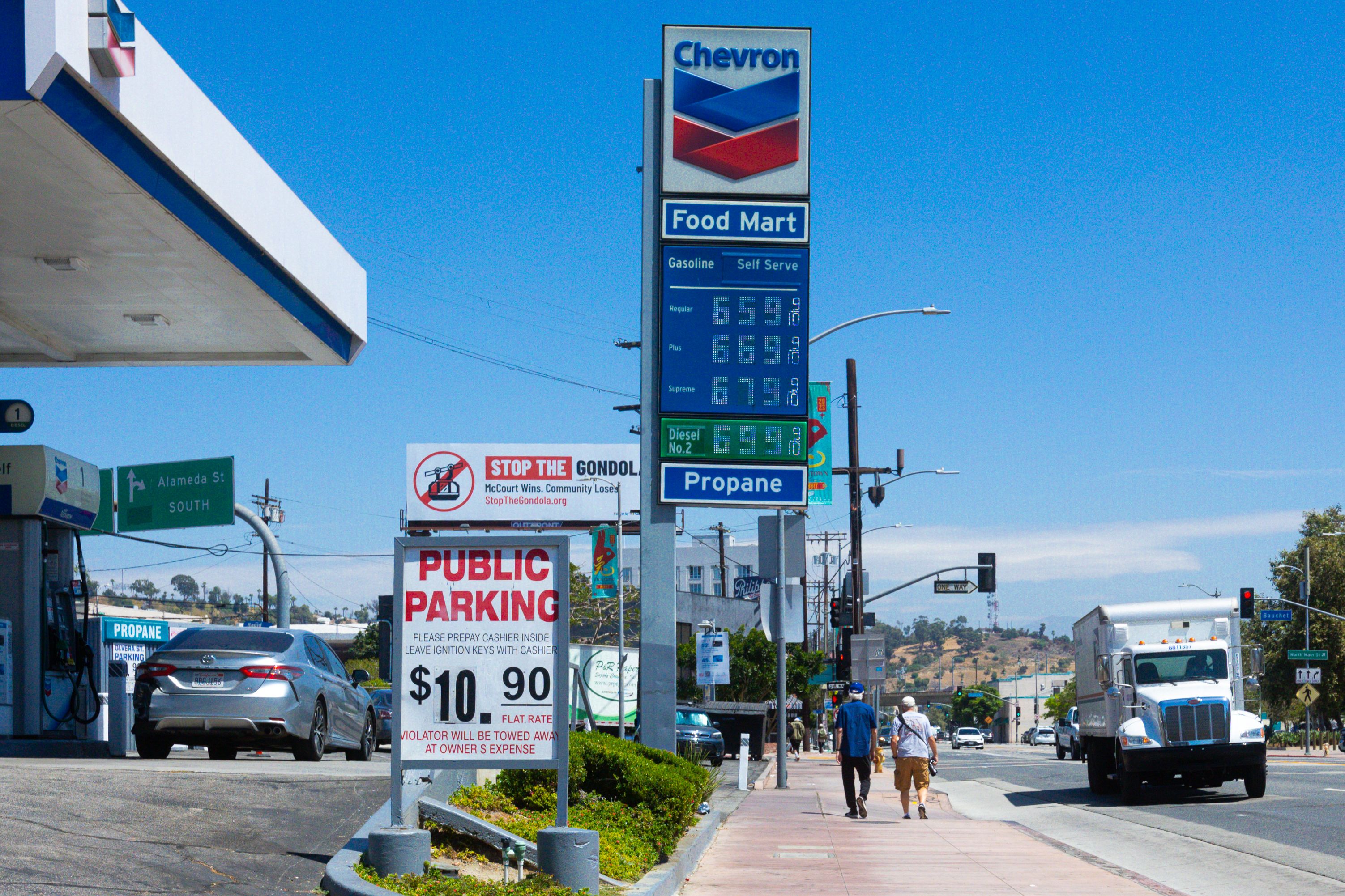Chevron Commits $7 Billion to Expand Venezuela Oil Production to 600,000 bpd