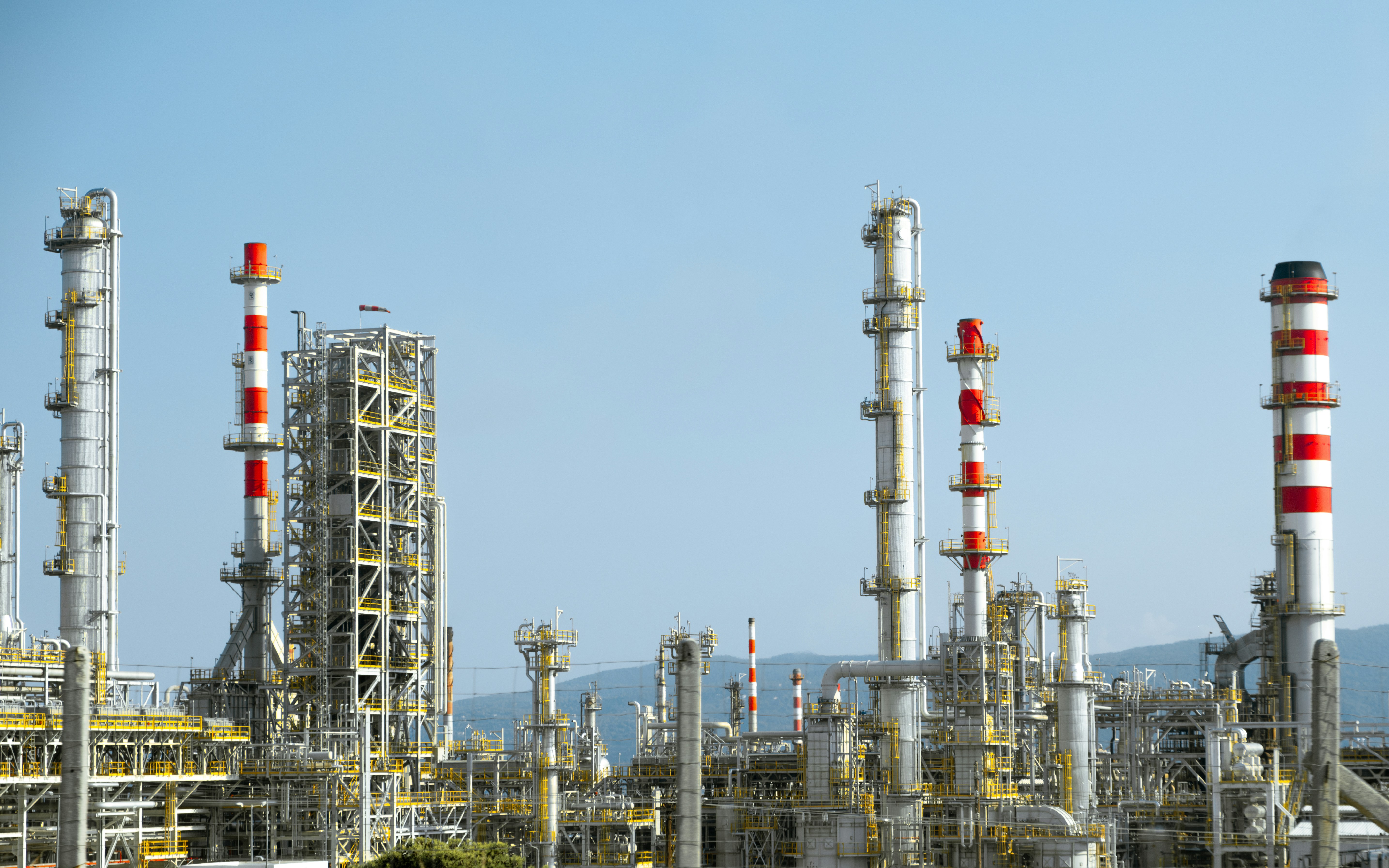 Dangote Foundation Partners 15 Nigerian States to Give 778,000 Vulnerable Women Refinery Shares